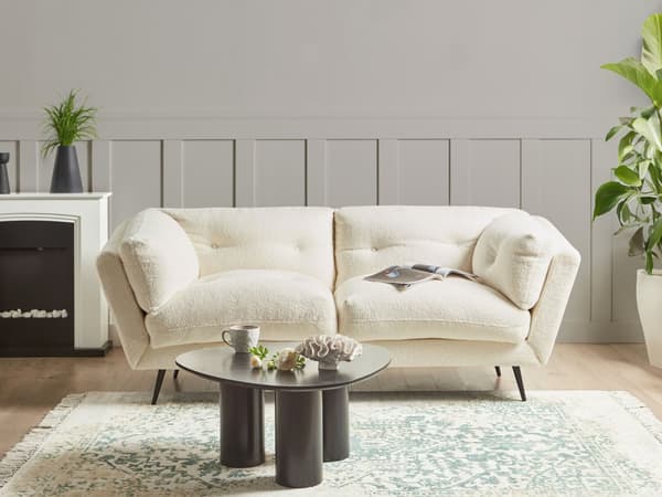 Sofa Hvit Boucle Metallben 210 x 90 cm med Puter Retro