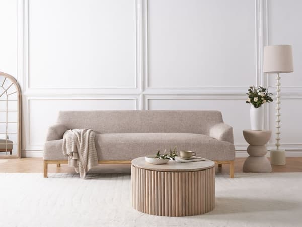 Sofa Lys Brun Polyesterstoff 3-seter Ben i tre Vannavvisende stoff Moderne og tradisjonell stil Stue