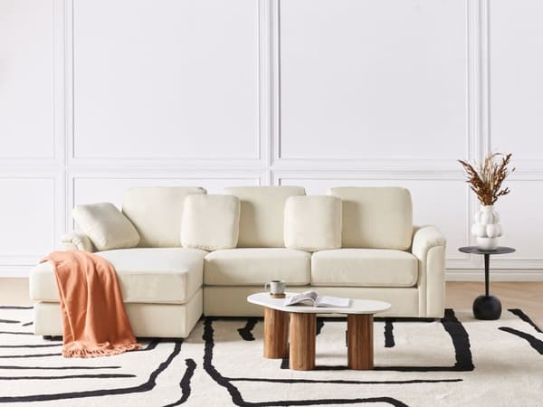 Hjørnesofa lys beige stofbetrukket L-formet højre side til stue opholdsrum