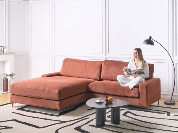 Hörnsoffa Höger Soffa Röd Tyg Vattenavvisande Metall Svarta Ben Finish Rygg 3-sits L-formad Modern Stil Vardagsrum