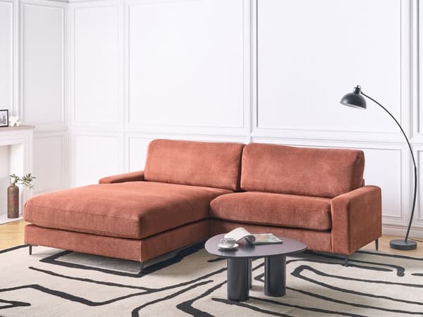Hörnsoffa Höger Soffa Röd Tyg Vattenavvisande Metall Svarta Ben Finish Rygg 3-sits L-formad Modern Stil Vardagsrum