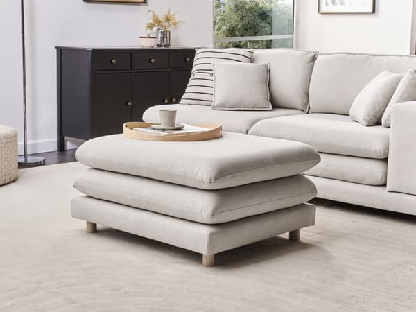 Sofa Beige Stoff Polstret 2-seter med Ottoman Polstret Rygg og Flyttbare Puter Fleksibel Ordning Moderne Stue Sofa