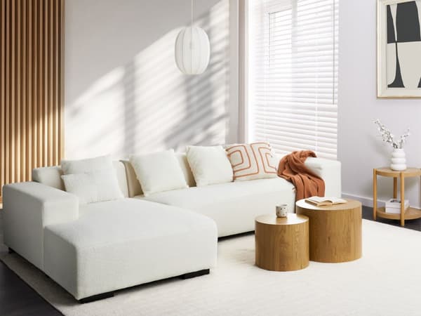 Høyre Hjørnesofa Hvit Boucle L-formet 4-seter med Kasteputer Moderne Design