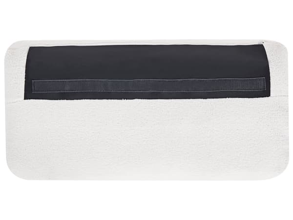 Sofa Off White Boucle Stoff Polstret 3 Seter med Spor Arms Svarte Metall Ben Moderne Stue