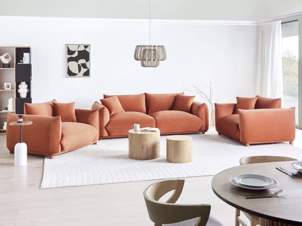 5-seters sofagruppe Gyllebrun Fløyel 3-seters sofa 2 lenestoler Ben i tre Pynteputer Moderne og skandinavisk stil Stue