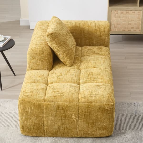 Komfortabel chaiselong sofa – ingen montering nødvendig, blød sofa med hynder og sidelommer til fjernbetjening og mobil – gul