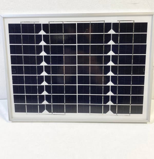 Nödkit, reservel, solcellsdrivet portabelt elverk 10 watt, 84Wh