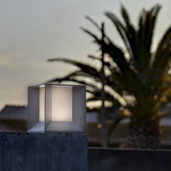 Faro - Mila LED utomhus fyrkantig pollare IP65 H24 cm - Rosa Grå