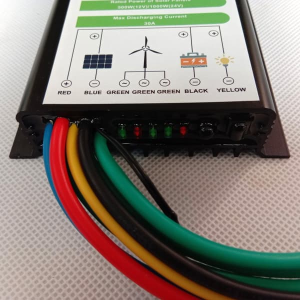 Tuulivoima Aurinko Hybridilataussäädin, 800W Tuulivoima, 1000W Aurinkovoima,EnergyUlkoinen tuuli-aurinko-hybridienergia, 12V 24V Automaatti