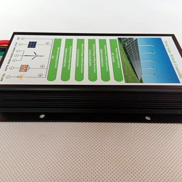 Tuulivoima Aurinko Hybridilataussäädin, 800W Tuulivoima, 1000W Aurinkovoima,EnergyUlkoinen tuuli-aurinko-hybridienergia, 12V 24V Automaatti