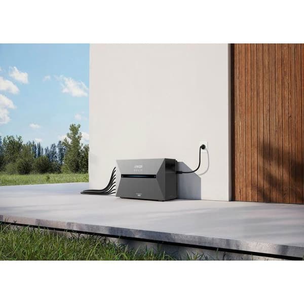 Anker SOLIX Solarbank 2 E1600 Pro, Solcellanläggning för balkong Plug and Play, 1600Wh, 4 MPPT (2400W)