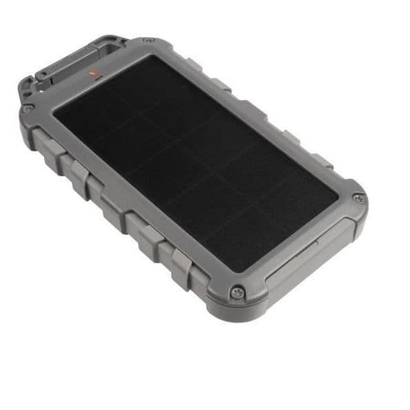 Solladdare - XTORM - Fuel Series 10000 - 20W - 10 000 mAh batteri - SunPower solpanel