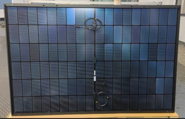 Solcellspaneler AUSTA AU 440 W-27V-MHDB, 12 stycken 5,28 kW