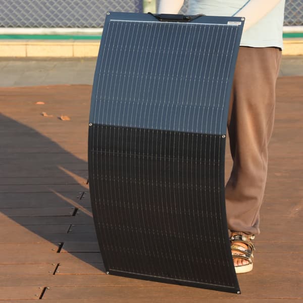 Flexibel solpanel, 110W effekt, monokristallin konstruktion,130w 1000x550mm