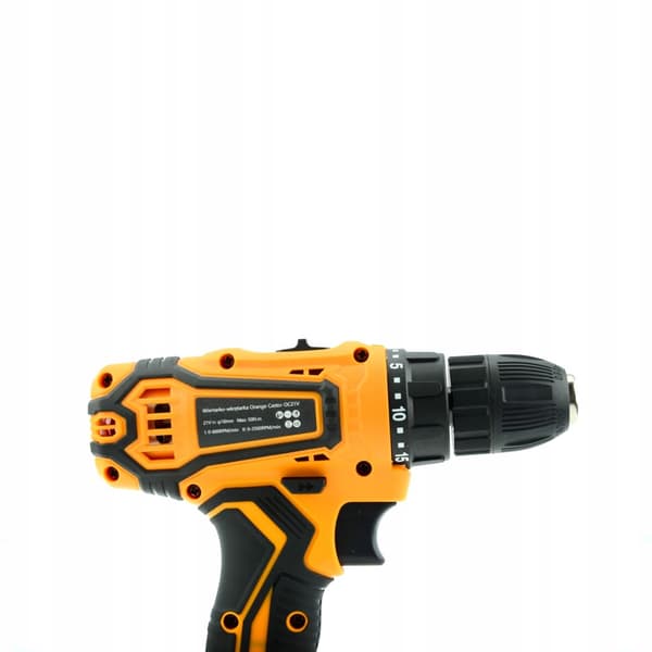 858D kuumailmasetti + hitsauskone + juotin 80W + juoksute + 5 suutinta + 3 verkkoa + 6 juotostyyppiä 50g + kotelo + lisävarusteet