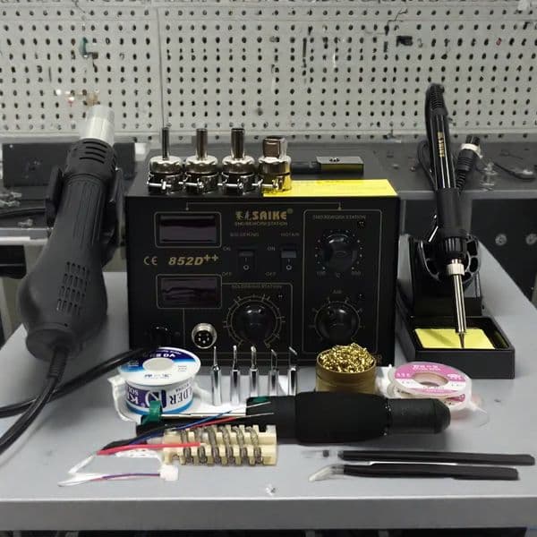 SAIKE 852D++ SMD Rework Station, Dobbelt Funktionalitet, Præcis Temperaturkontrol, Effektiv Luftstrøm