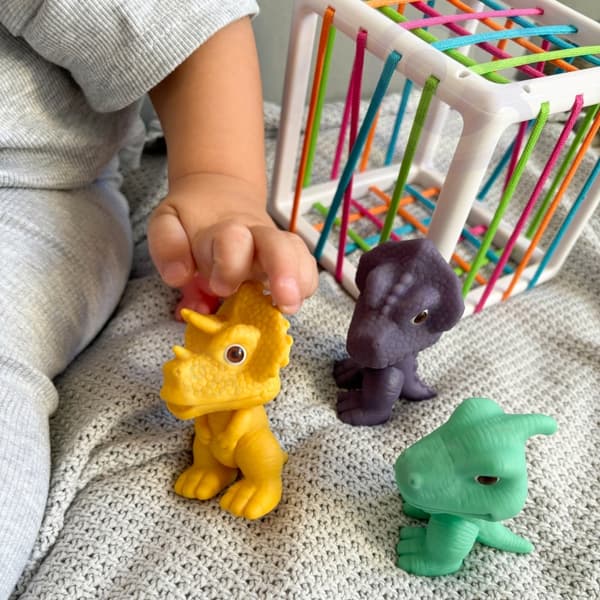 WOOPIE Fleksibel Sensorisk Terningsorterer til Børn Farverige Dinosaurer 6 stk.