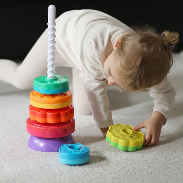 WOOPIE BABY Koulutuspyramidi Kierretty eläintorni