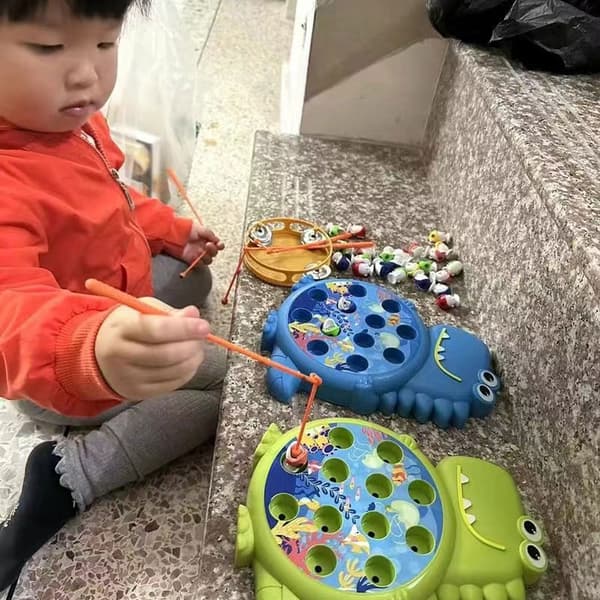 Magneettinen dinosauruskalastuspeli - Montessori-lelu vauvoille ja lapsille