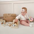 Miniatyrbillede 3 af 11: Mamabrum Montessori legesæt 7-12 måneder – 6 pædagogisk trælegetøj til babyer, sensorisk og motorisk udvikling, minimalistisk design