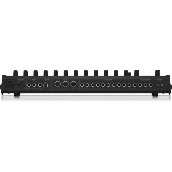 Behringer RD-8 MKII - analog trummaskin