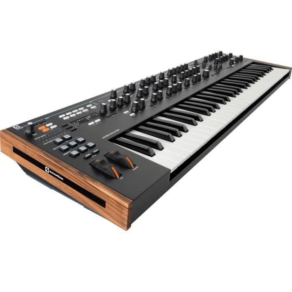 NOVATION RNO SUMMIT - 16-stämmig polyhybrid med 61 tangenter