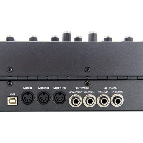 Dave Smith Instruments Sequential Prophet 6 - Synthesizer