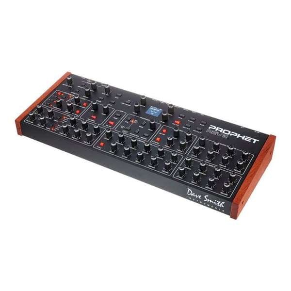 Sekventiell Prophet REV2-8 Desktop Rack Synthesizer