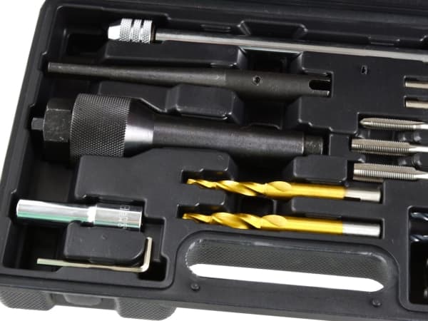 Geko rikkinäisten 8-10mm hehkutulppien irrottamiseen (G02794)
