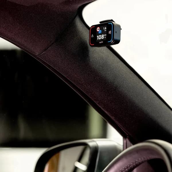 Saphe Drive Pro – Liikennehälytys (vaatii tilauksen)
