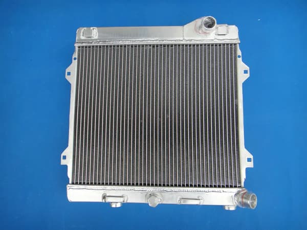 Aluminiumkøler, Passer til BMW E30 M3 1985-1991, Overlegen Køling, Et-års Garanti