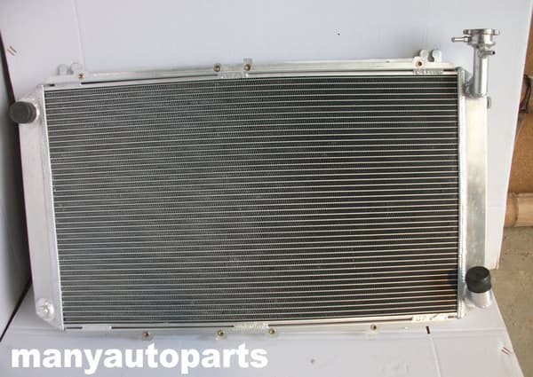 Aluminiumkøler, designet til Ford Maverick DA 4.2L, 35 mm indløbsdiameter, 38 mm udløbsdiameter