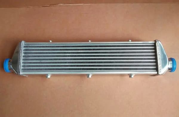 FMIC Alumiininen Turbo Intercooler, 550 mm Ydin Koko, 2.25" Sisäänmeno, Etuasennus