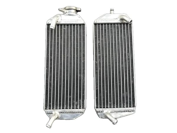 Aluminiumradiator, forbedret køleeffektivitet, holdbar konstruktion,Radiator Kun