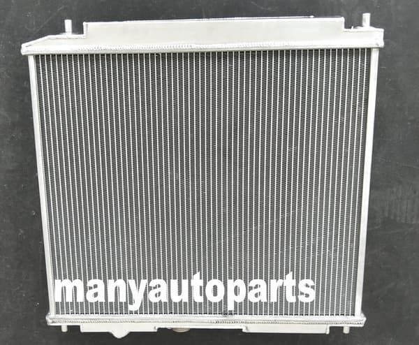Aluminiumradiator, kraftig konstruktion, øget kølekapacitet, TIG-svejste tanke