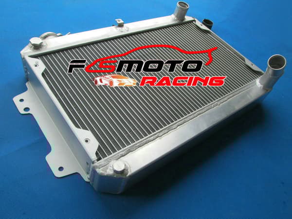ALUMINIUMRADIATOR, Passar Mazda RX-7 1979-1985, 3 Rader Kylning, Hållbar Aluminiumkonstruktion