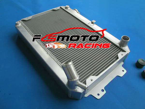 ALUMINIUMRADIATOR, Passar Mazda RX-7 1979-1985, 3 Rader Kylning, Hållbar Aluminiumkonstruktion