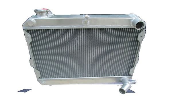 ALUMINIUMRADIATOR, Passar Mazda RX-7 1979-1985, 3 Rader Kylning, Hållbar Aluminiumkonstruktion
