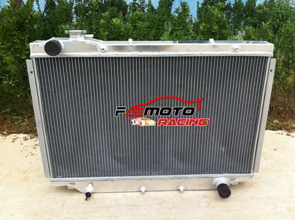 3ROW Aluminium Radiator, Forbedret Kølekapacitet, Holdbar Hele Aluminium Konstruktion, Designet til Toyota Land Cruiser HDJ80/HZJ80