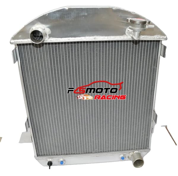 Aluminiumradiator, forbedret køleydelse, perfekt pasform til klassiske modeller, holdbar konstruktion.