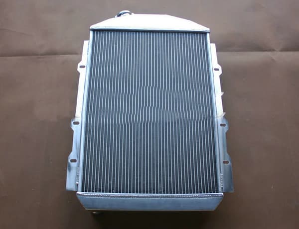 Aluminiumkylare, 3-radig kyldesign, perfekt passform för Chevrolet 350 V8, hållbart legerat material