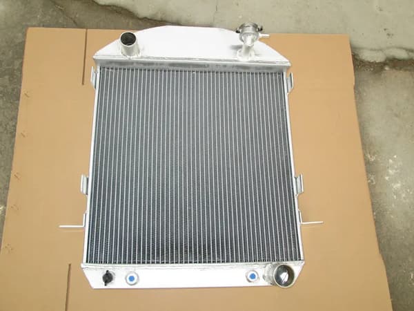Aluminiumkylare för Ford Chev Chevy-motor, 3-radig design, hållbar konstruktion,VIT