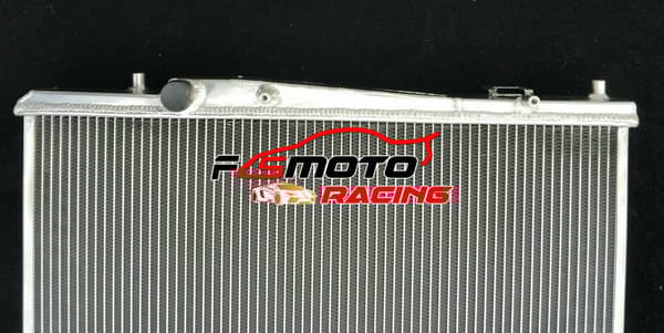 Ford Fiesta ST Aluminiumkylare, 3-radig kärna, passar manuell växellåda, komplett kit ingår