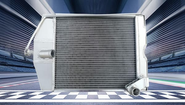 Aluminiumkylare för Ford-traktorer, 2-radig design, hållbar konstruktion, optimerad kylning