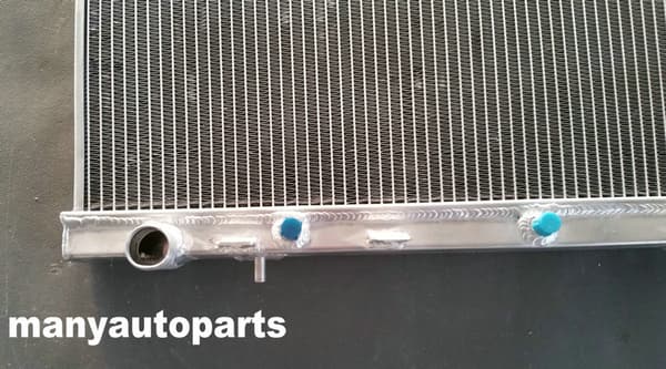 52MM Aluminiumkylare, Förbättrad Kylprestanda, Anpassad Passform för Nissan-modeller, Hållbar Konstruktion