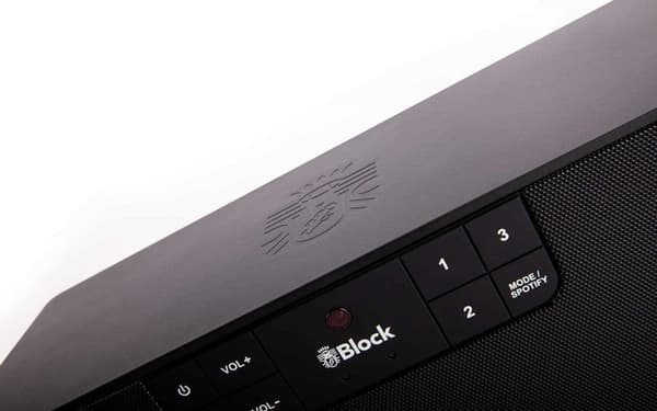 Estä B Multiroom / Bluetooth kovempi musta