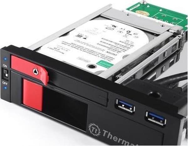 Thermaltake ST0026Z drevbås panel 2,5/3,5" Bezel panel Sort, Rød