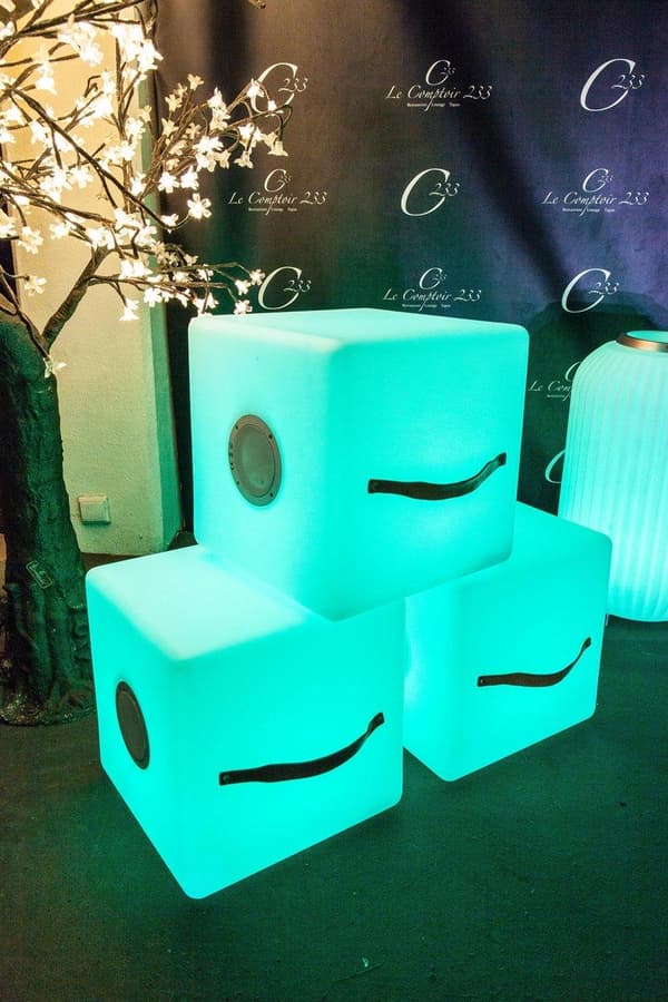 The.Cube - Flerfärgad LED Cube & Bluetooth-högtalare