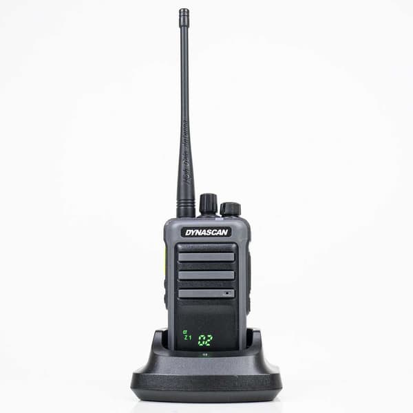 Dynascan Rl- 300 Radio Uhf Radio Station Sort