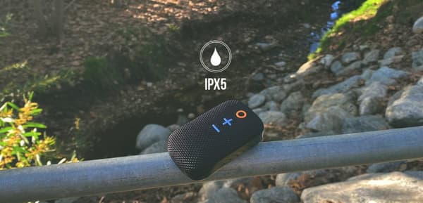 MEE audio BÆRBAR CLIP-ON BLUETOOTH-HØJTTALER MED MAGNET OG HØJTERTELEFON